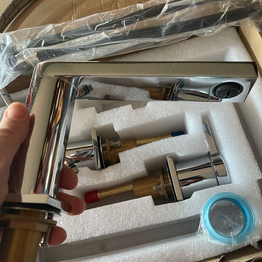 NIB Lavatory Mr Faucet Widespread Sink 3 Hole
2 Handle Bathroom Chrome pop drain - Picture 5 of 12